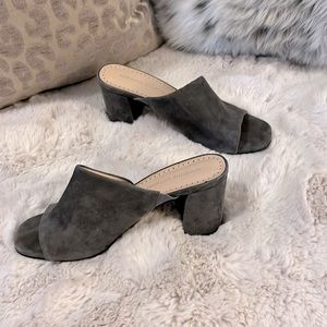 Adrienne Vitadini Albi Open Toe Gray Suede Slip On Heel Sandal Shoes Sz …